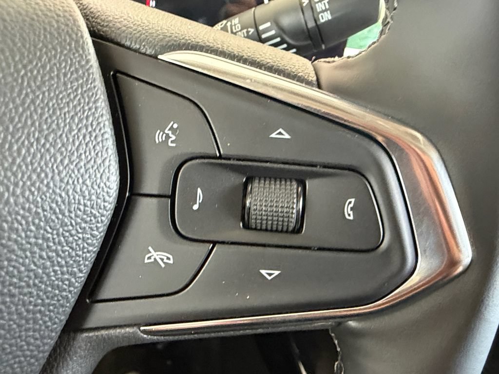 New 2026 Chevrolet Trax ACTIV w/ Sunroof Package FWD image 23