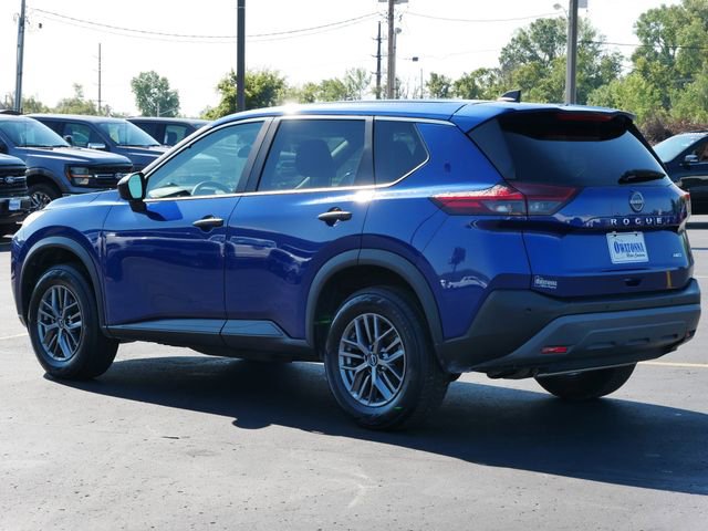 Used 2023 Nissan Rogue S image 3