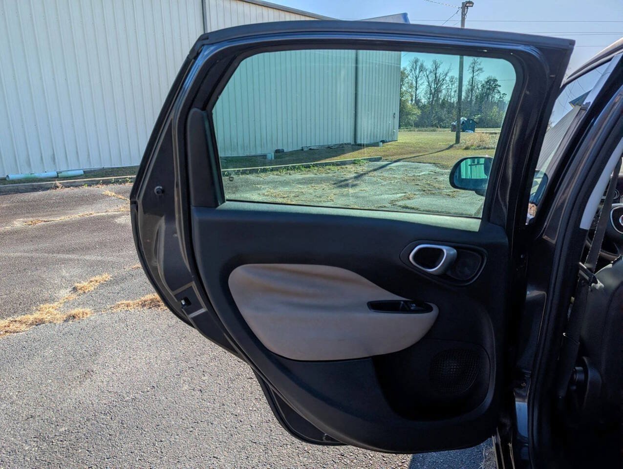 Used 2015 FIAT 500L Lounge FWD image 24