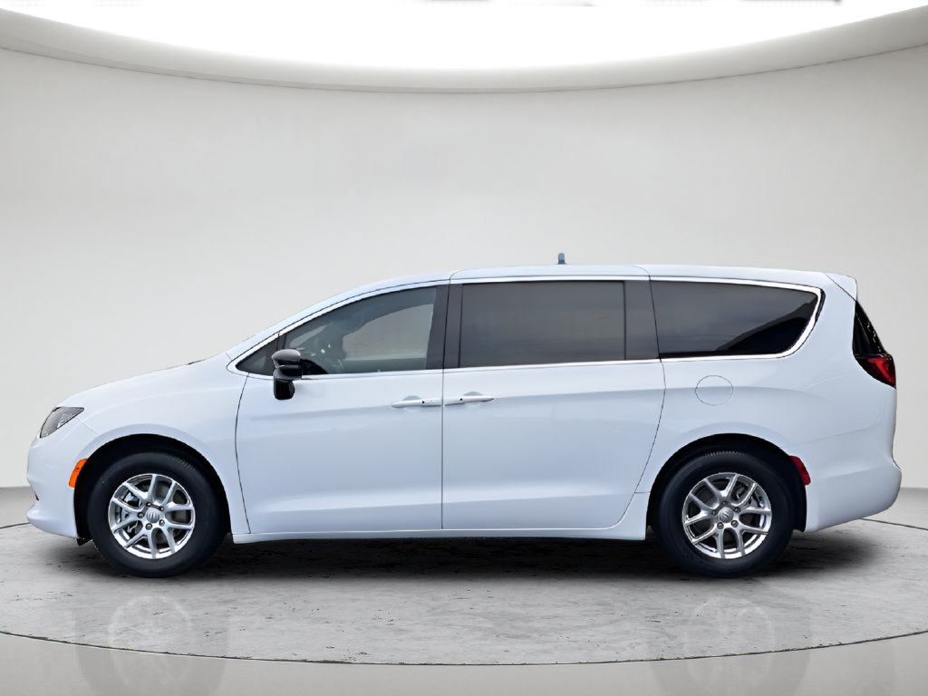New 2026 Chrysler Voyager LX FWD image 8