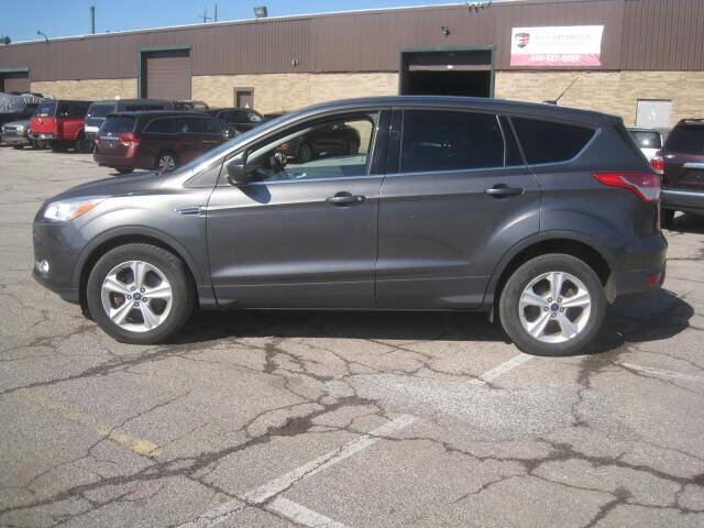 Used 2016 Ford Escape SE w/ SE Cold Weather Package AWD/4WD image 8