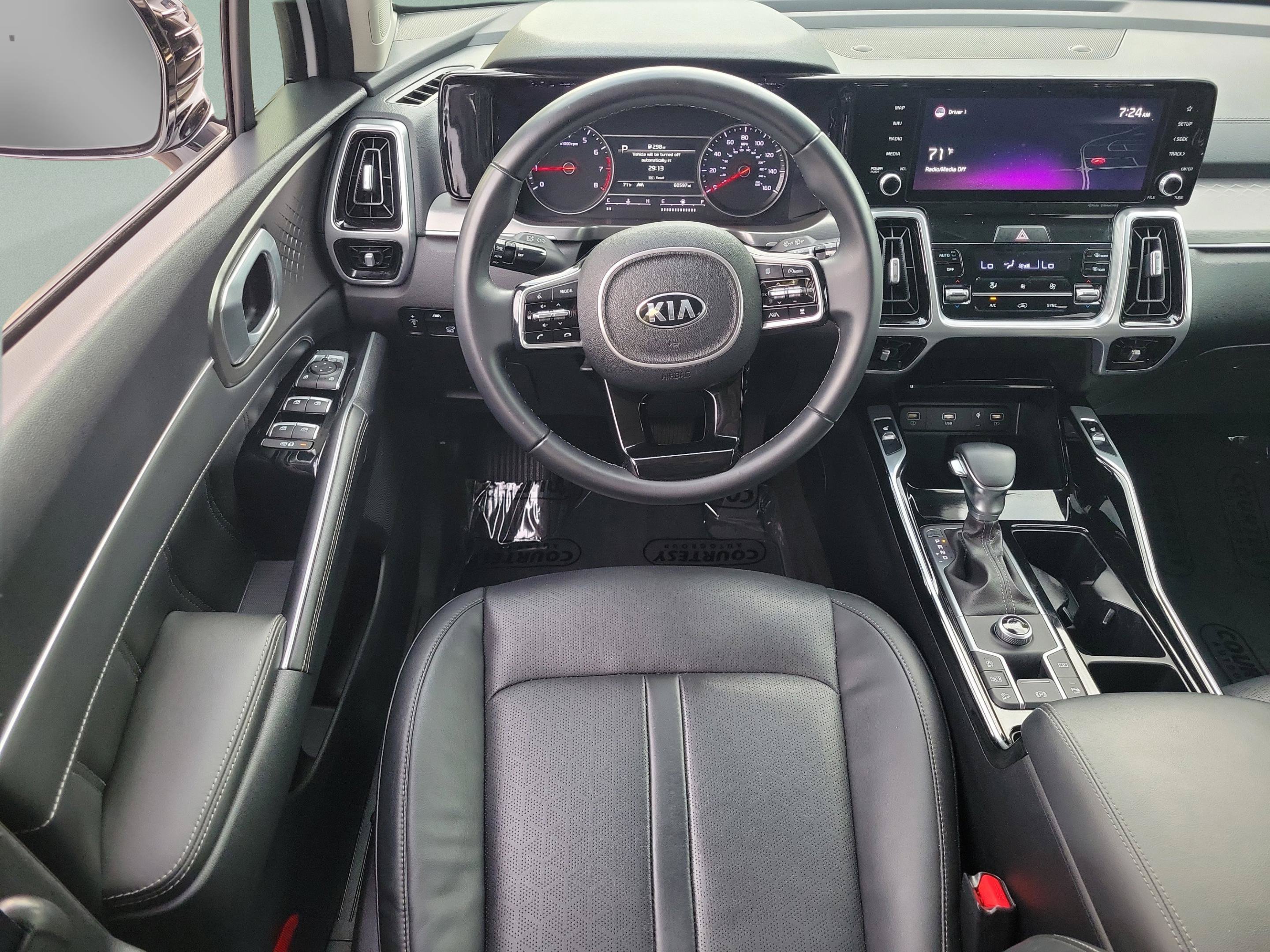 Certified 2021 Kia Sorento SX FWD image 9