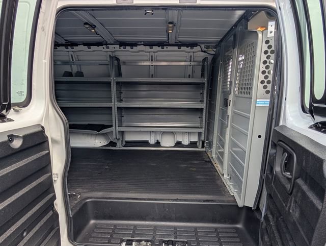 Used 2020 Chevrolet Express 2500 w/ Driver Convenience Package image 17