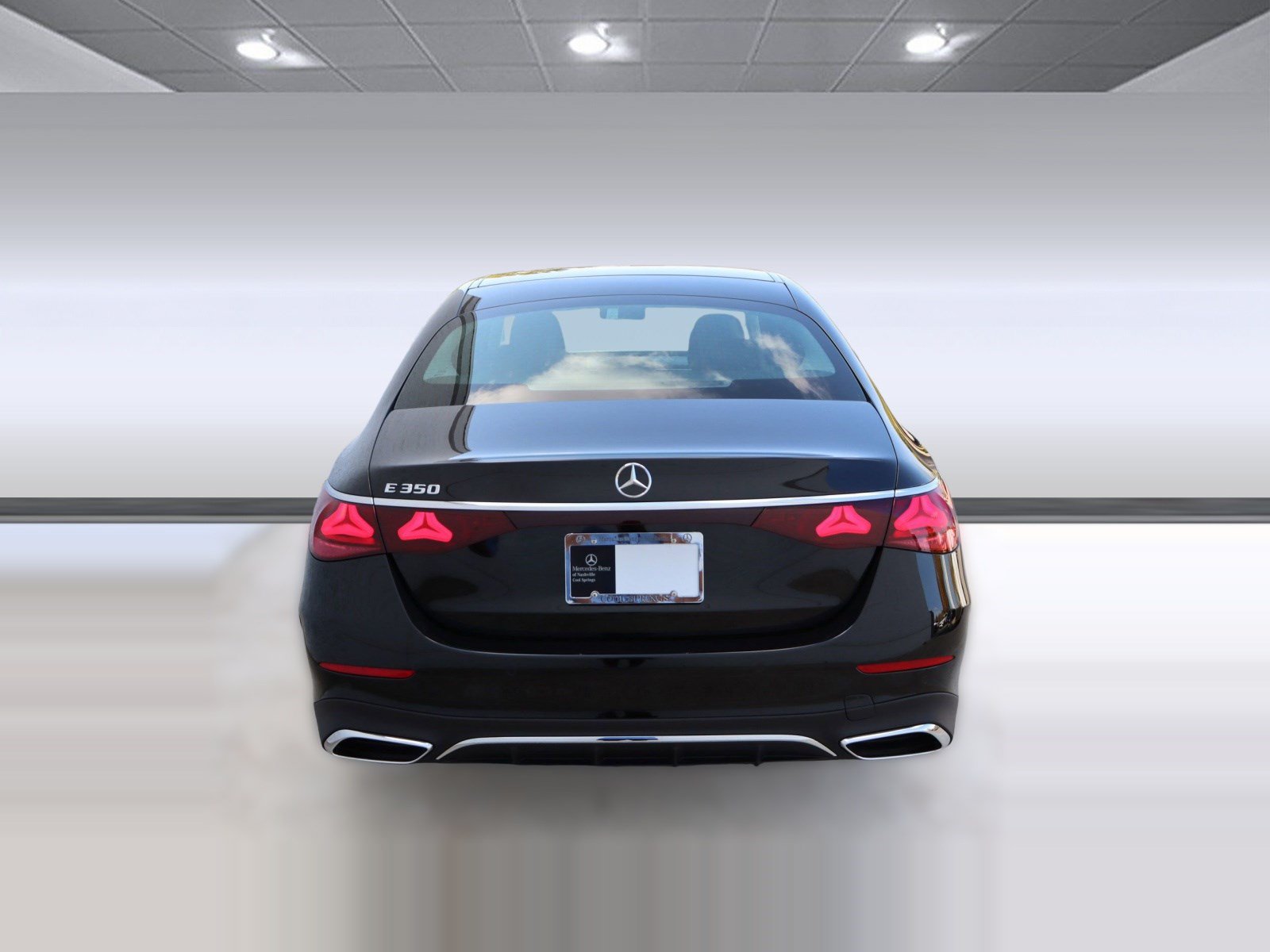 Used 2025 Mercedes-Benz E 350 Sedan image 8