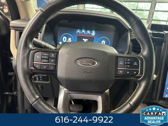 Used 2022 Ford Expedition Platinum image 19