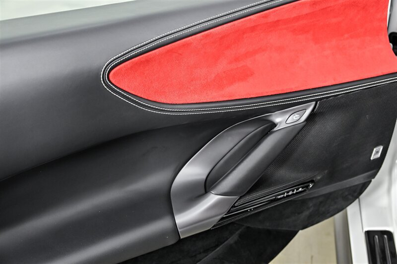 Used 2023 Ferrari SF90 Spider AWD/4WD image 19
