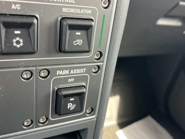Used 2024 INEOS Grenadier AWD/4WD image 38