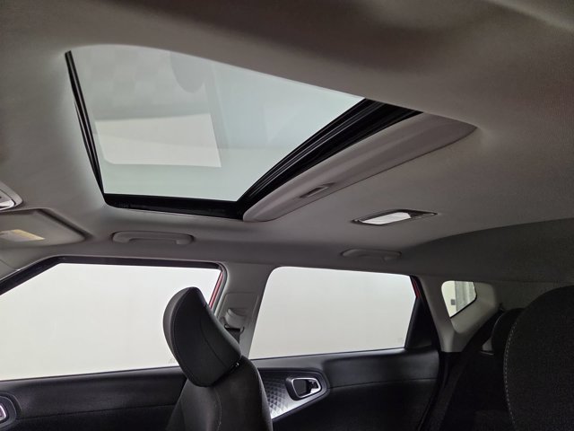 Certified 2021 Kia Soul GT-Line FWD image 28