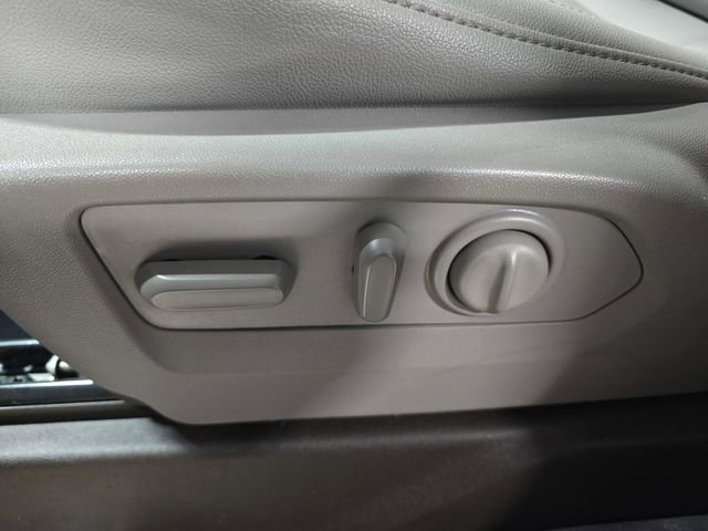 Used 2022 Chevrolet Silverado 1500 LTZ w/ Safety Package II image 31