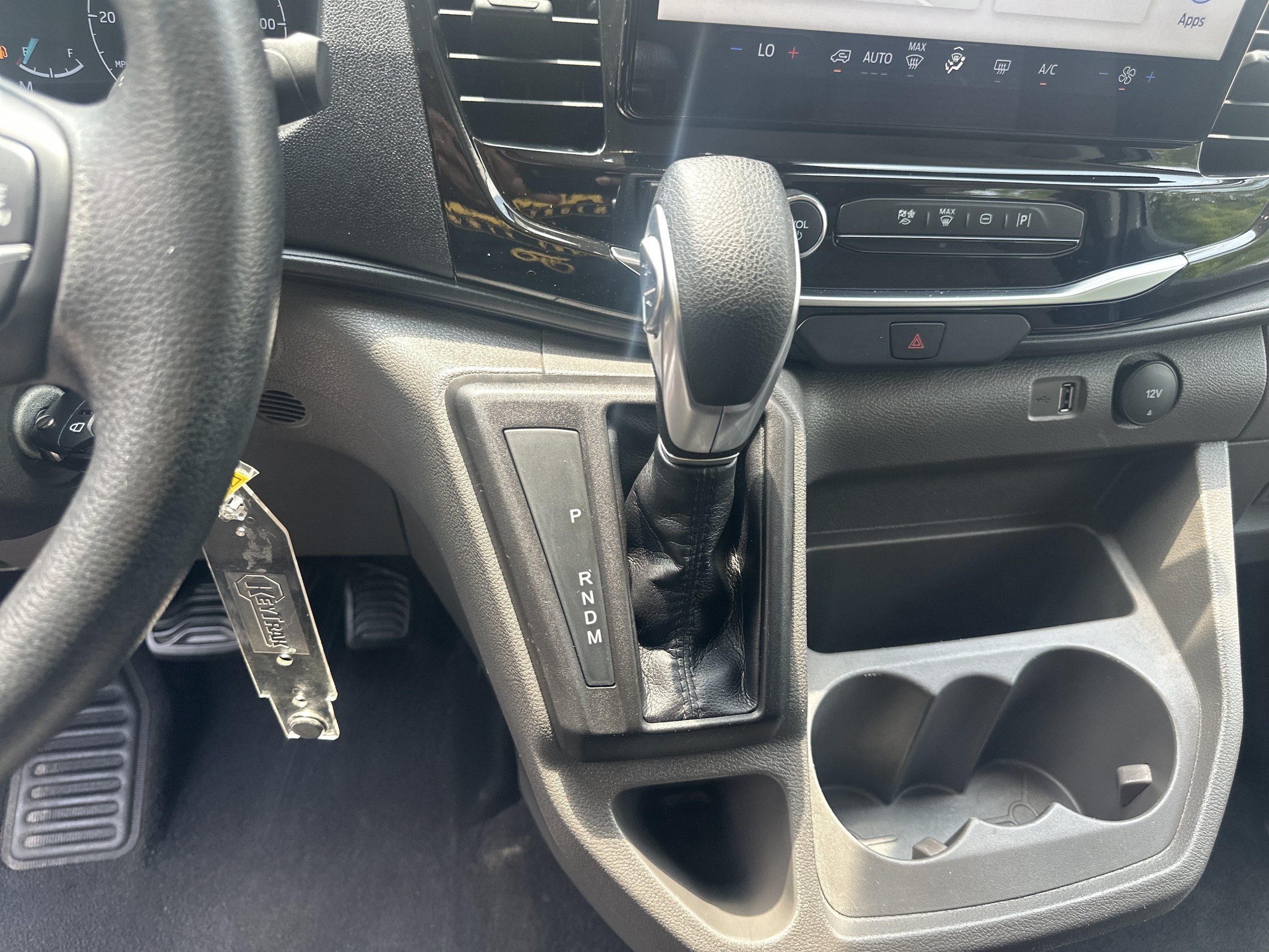 Used 2024 Ford Transit 350 XLT RWD image 25