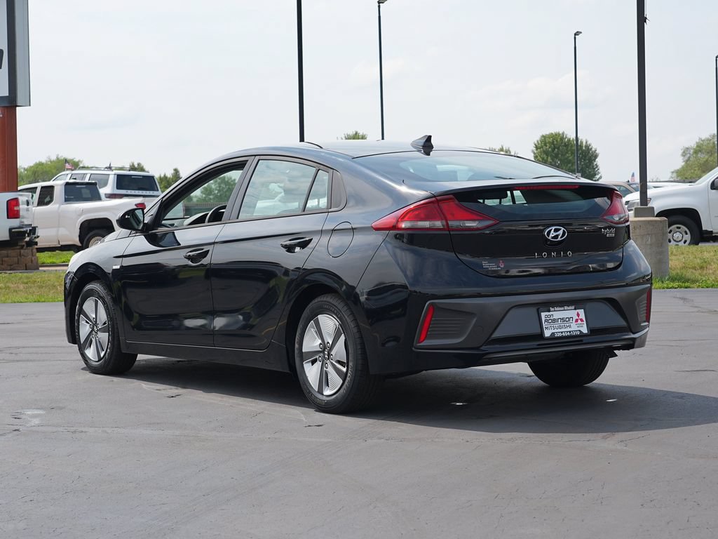 Used 2018 Hyundai Ioniq Blue FWD image 5