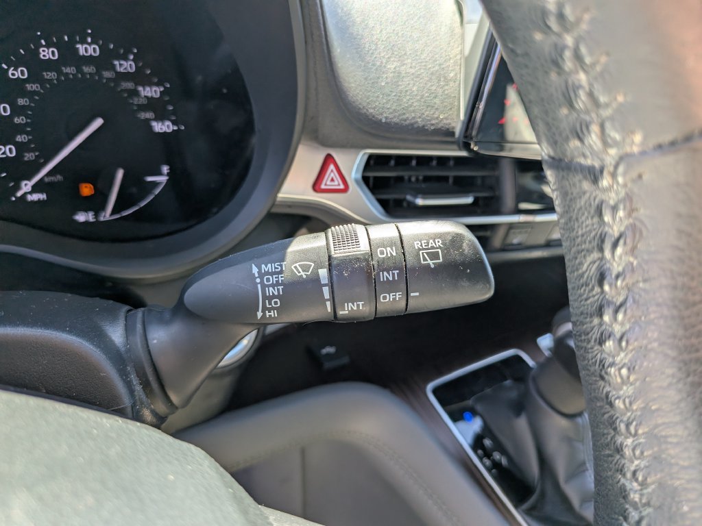 Used 2022 Toyota Sienna XLE FWD image 35