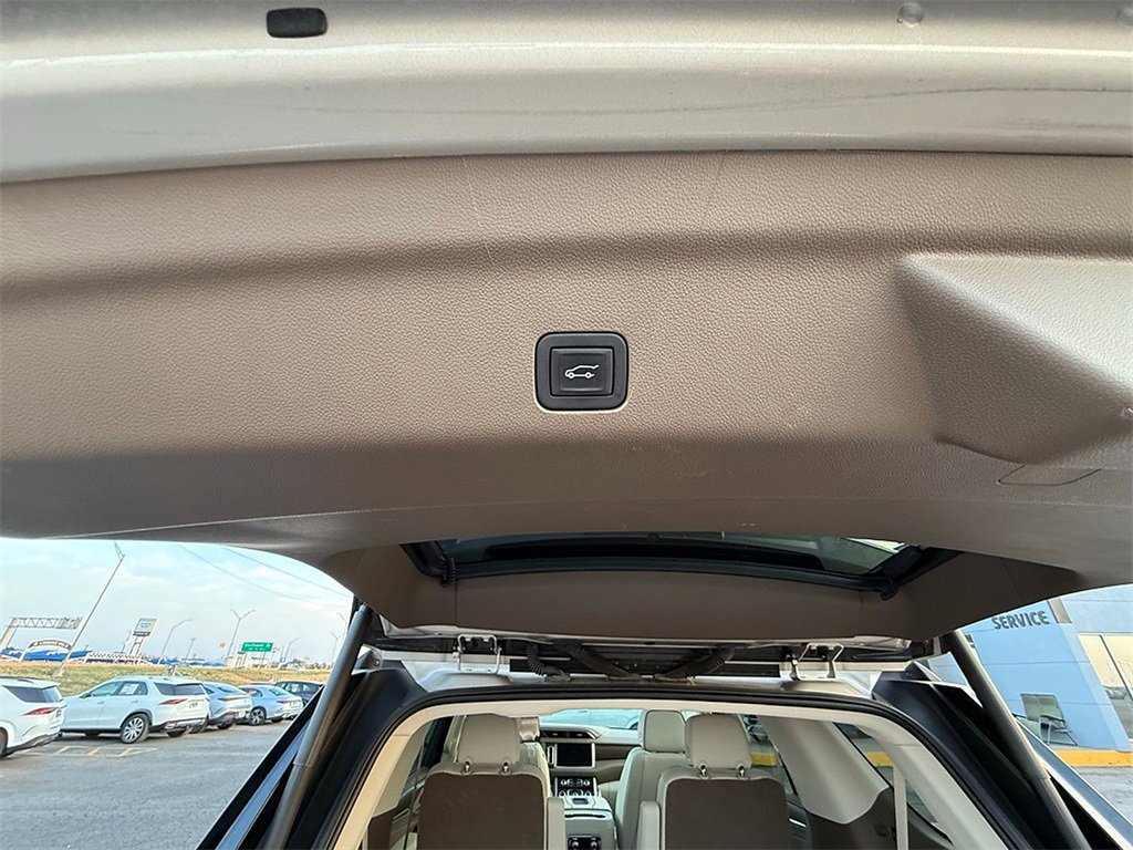 Used 2022 GMC Yukon Denali image 13