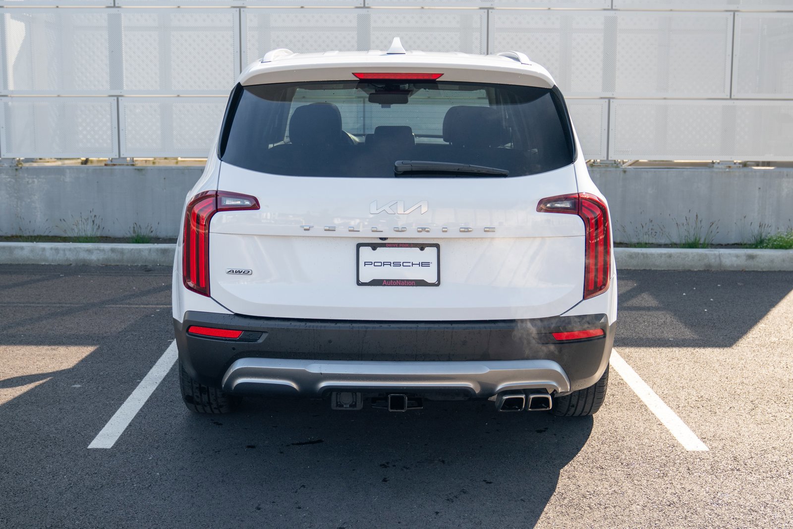Used 2022 Kia Telluride EX w/ Towing Package image 7