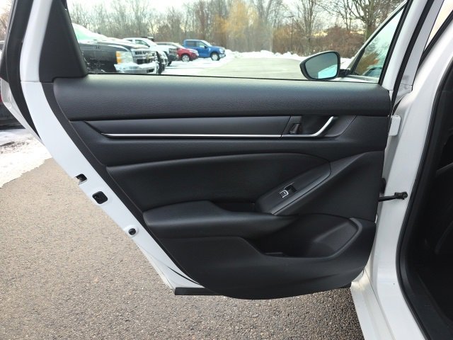 Used 2019 Honda Accord Sport image 15