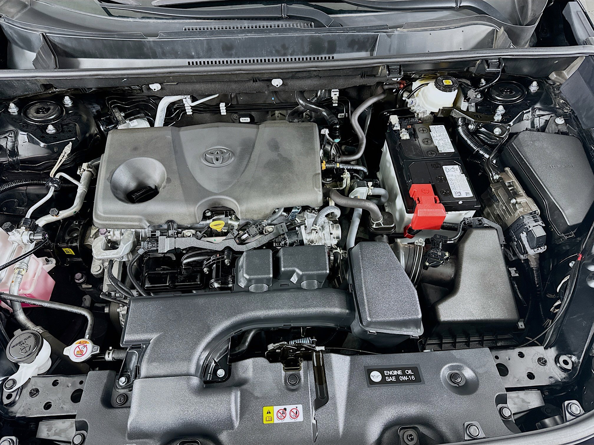 Used 2024 Toyota RAV4 LE image 30