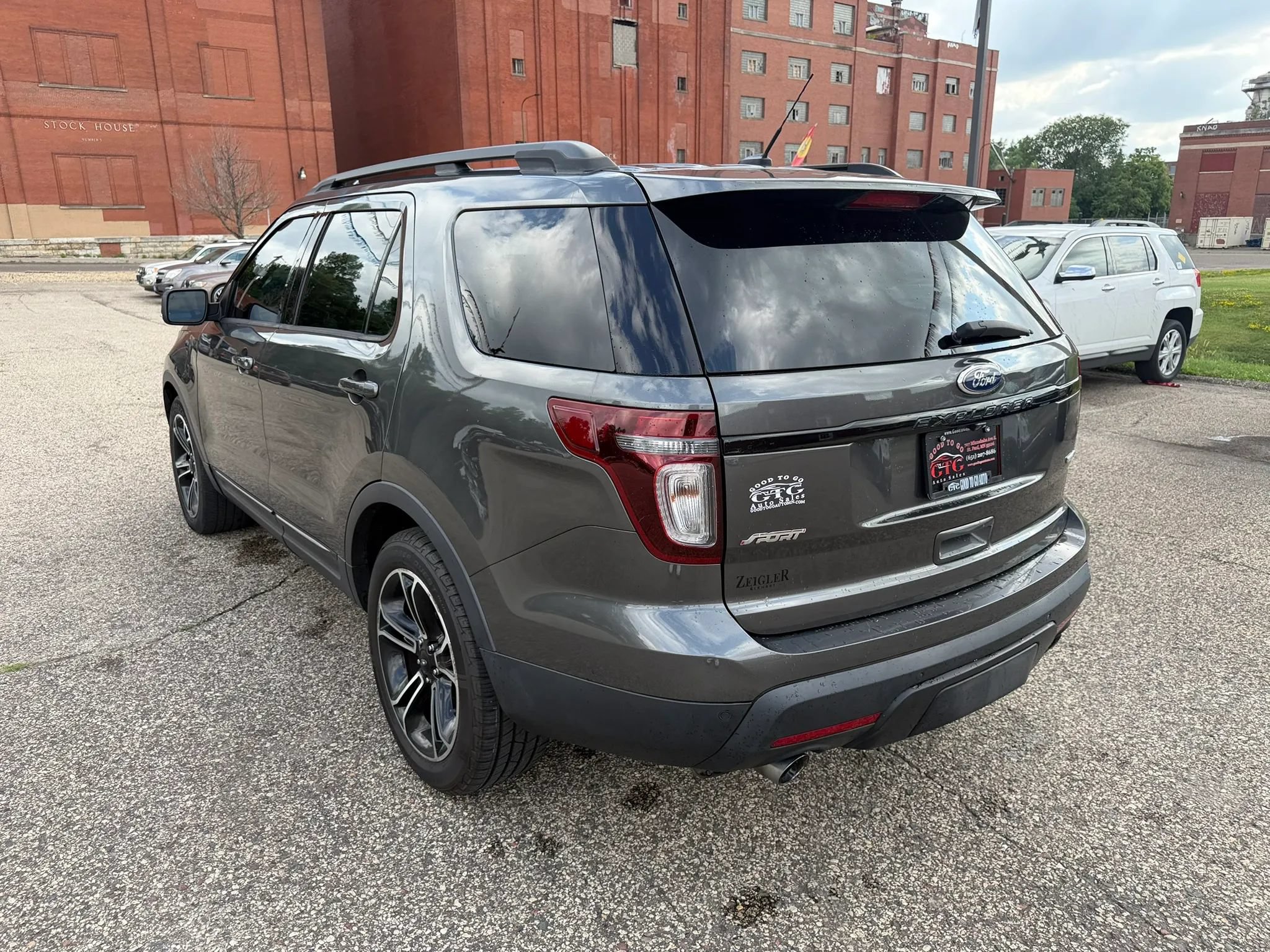 Used 2015 Ford Explorer Sport AWD/4WD image 4