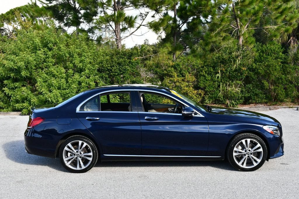 Used 2019 Mercedes-Benz C 300 4MATIC Sedan image 37
