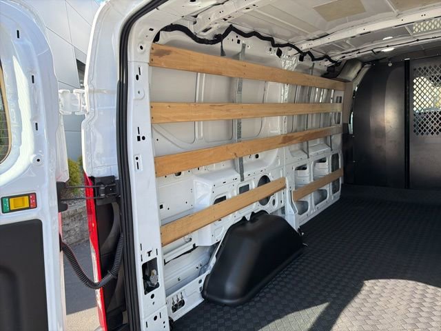 Used 2024 Ford Transit 250 Low Roof w/ Exterior Upgrade Package RWD image 20