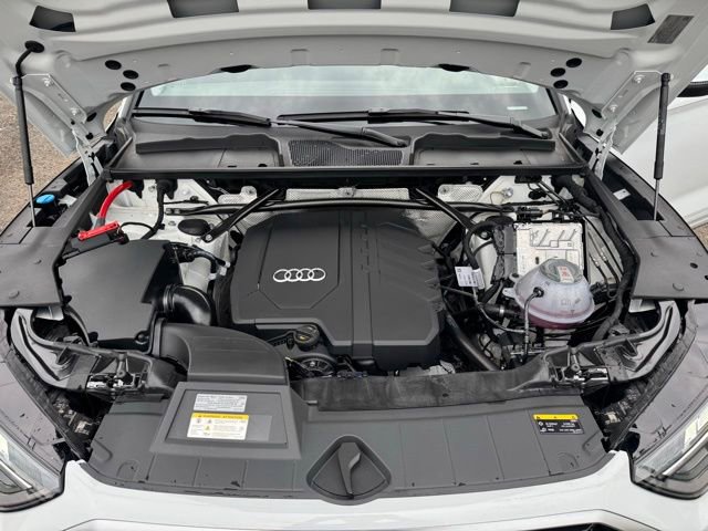 Certified 2025 Audi Q5 2.0T Premium Plus w/ Premium Plus Package AWD/4WD image 33