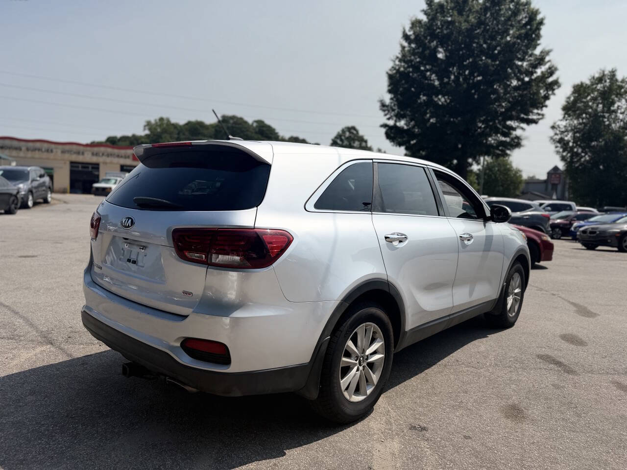 Used 2020 Kia Sorento L FWD image 5