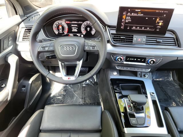 Used 2025 Audi Q5 2.0T Premium Plus w/ Premium Plus Package AWD/4WD image 25