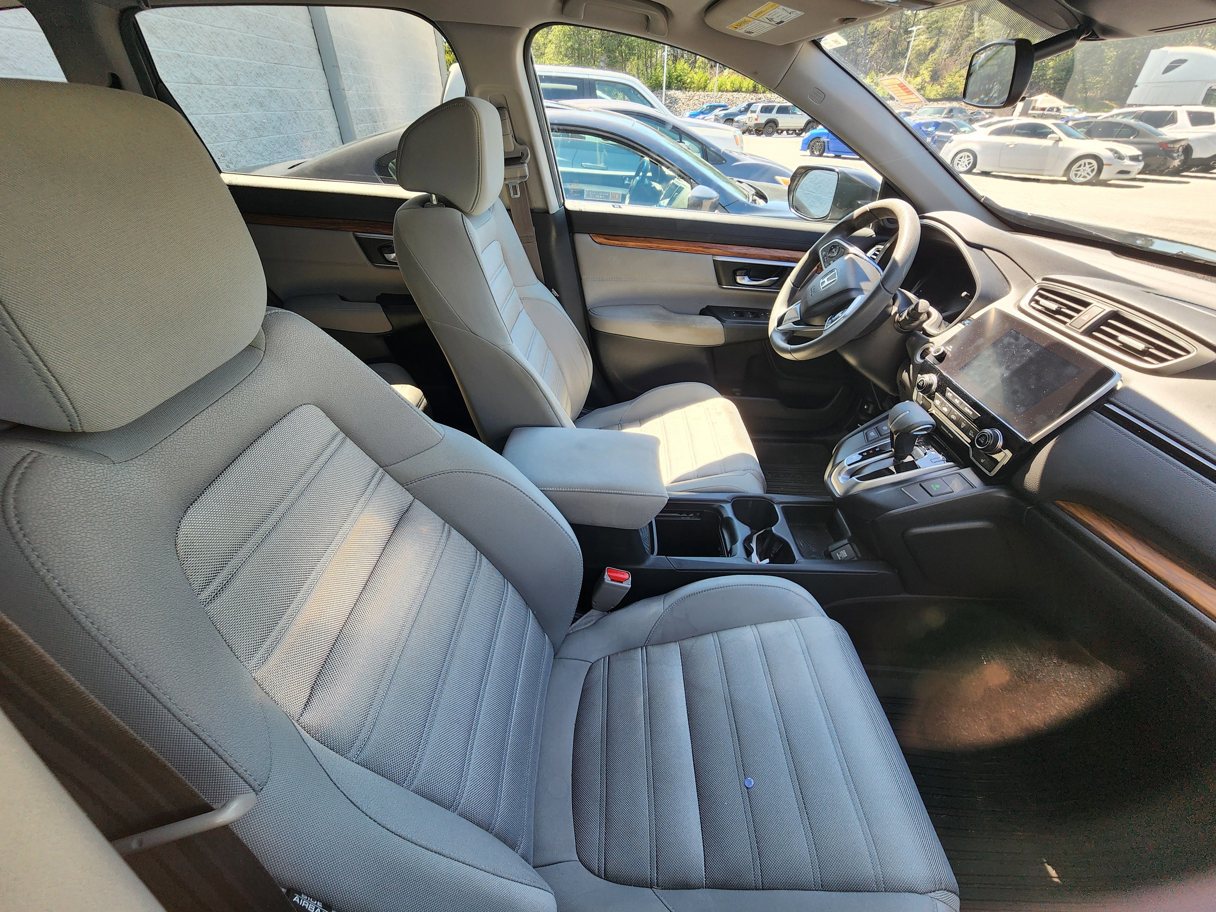 Used 2017 Honda CR-V EX image 8