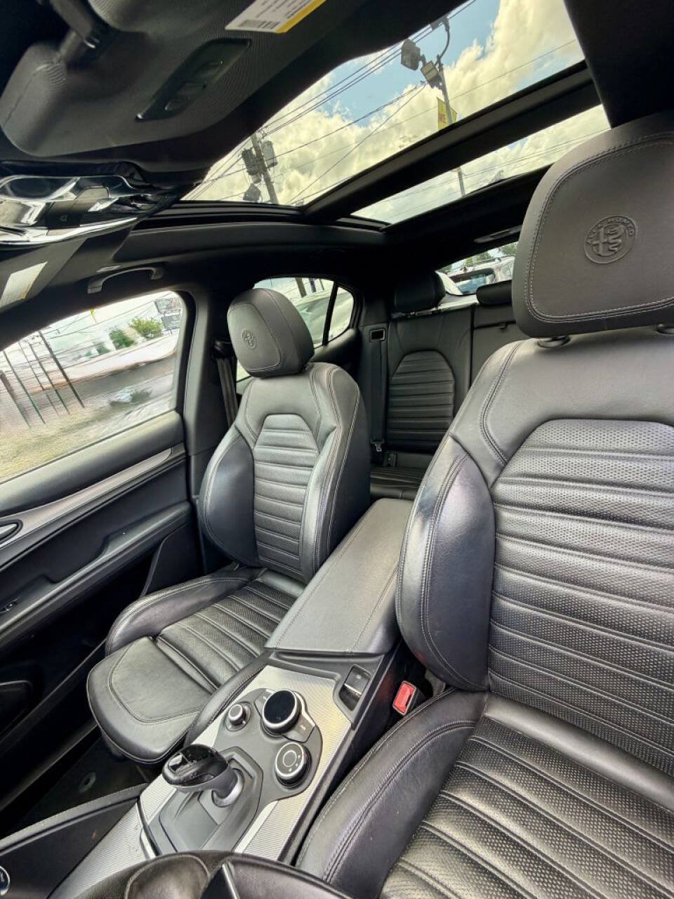 Used 2018 Alfa Romeo Stelvio Ti Sport AWD/4WD image 18