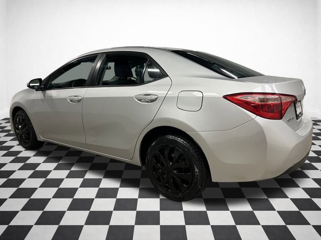 Used 2019 Toyota Corolla LE image 6