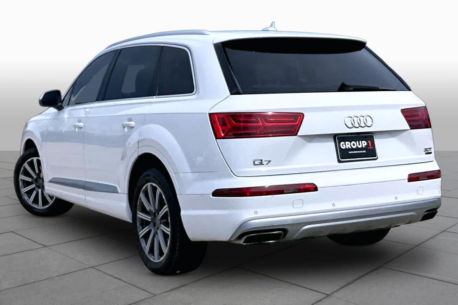 Used 2018 Audi Q7 3.0T Premium AWD/4WD image 12