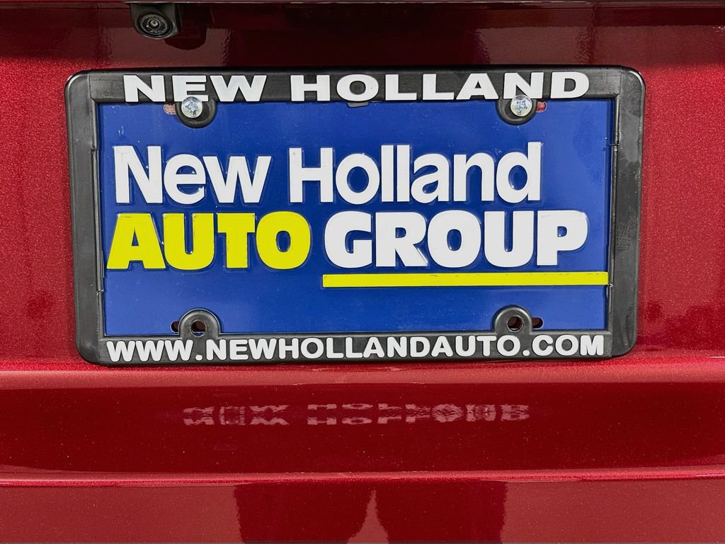Used 2023 Toyota Venza LE AWD/4WD image 18