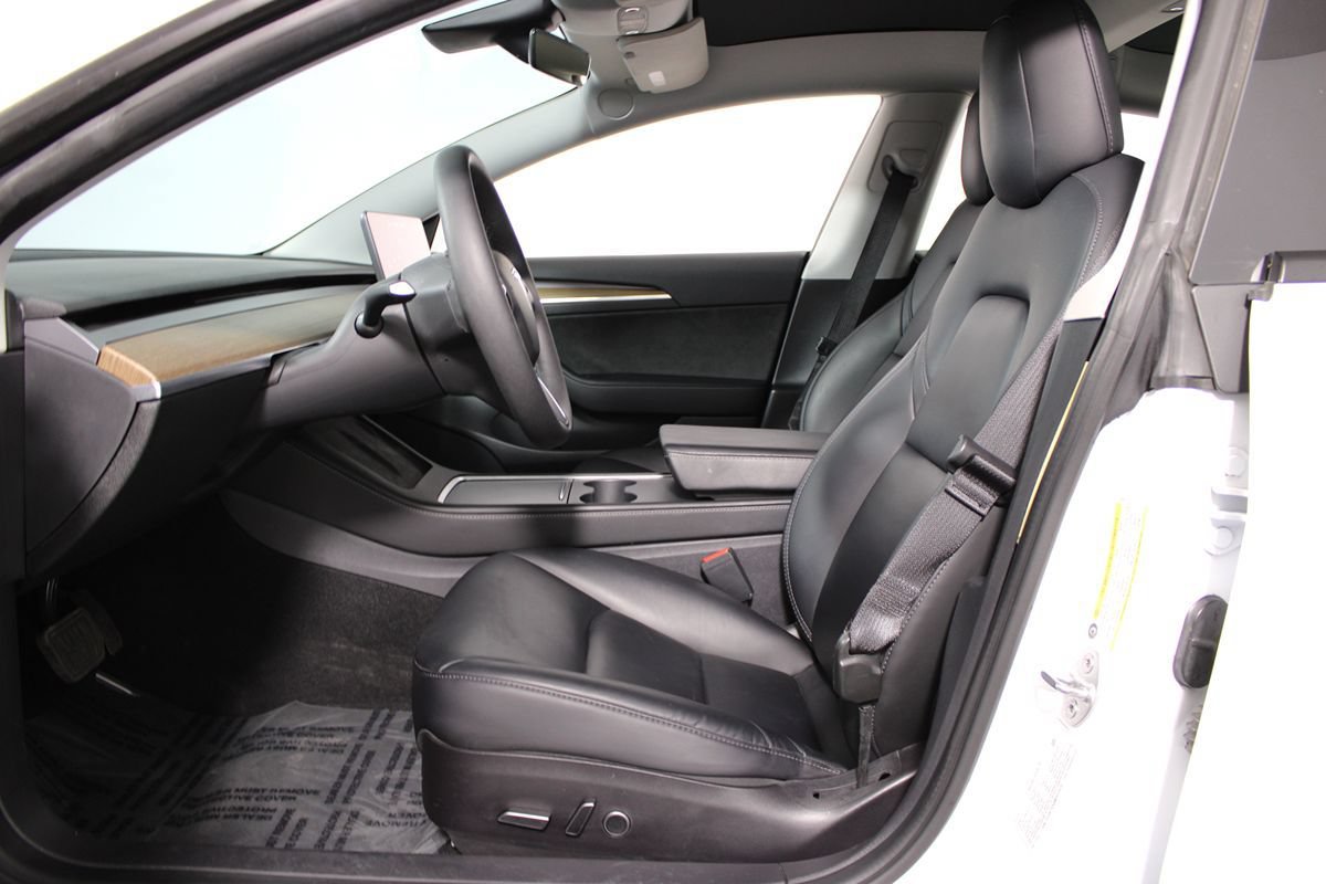 Used 2021 Tesla Model 3 Standard Range Plus RWD image 7