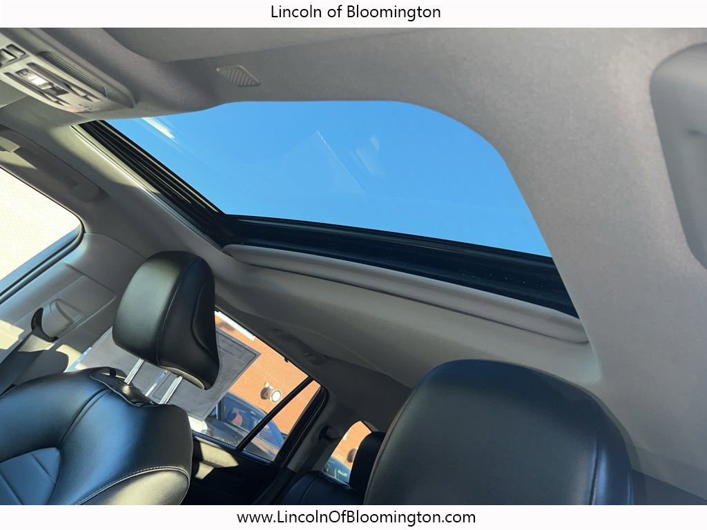 Used 2022 Toyota Highlander XLE image 29