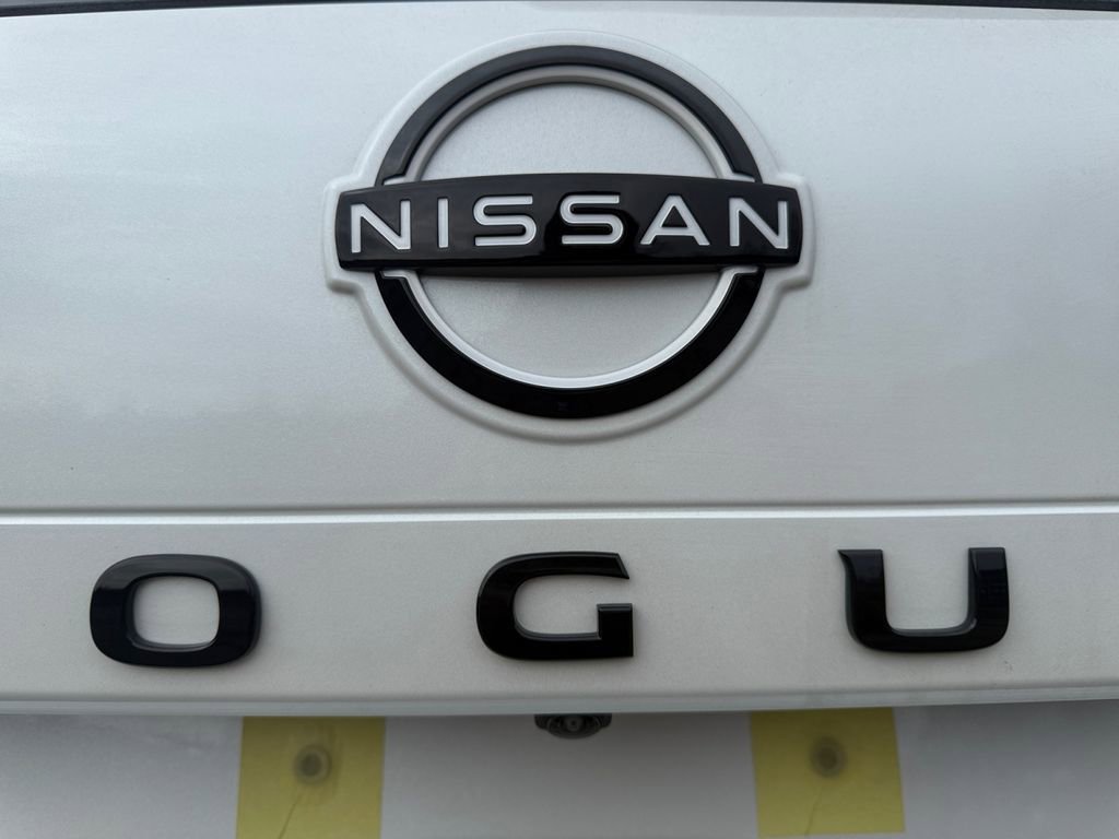 New 2026 Nissan Rogue Dark Armor image 17