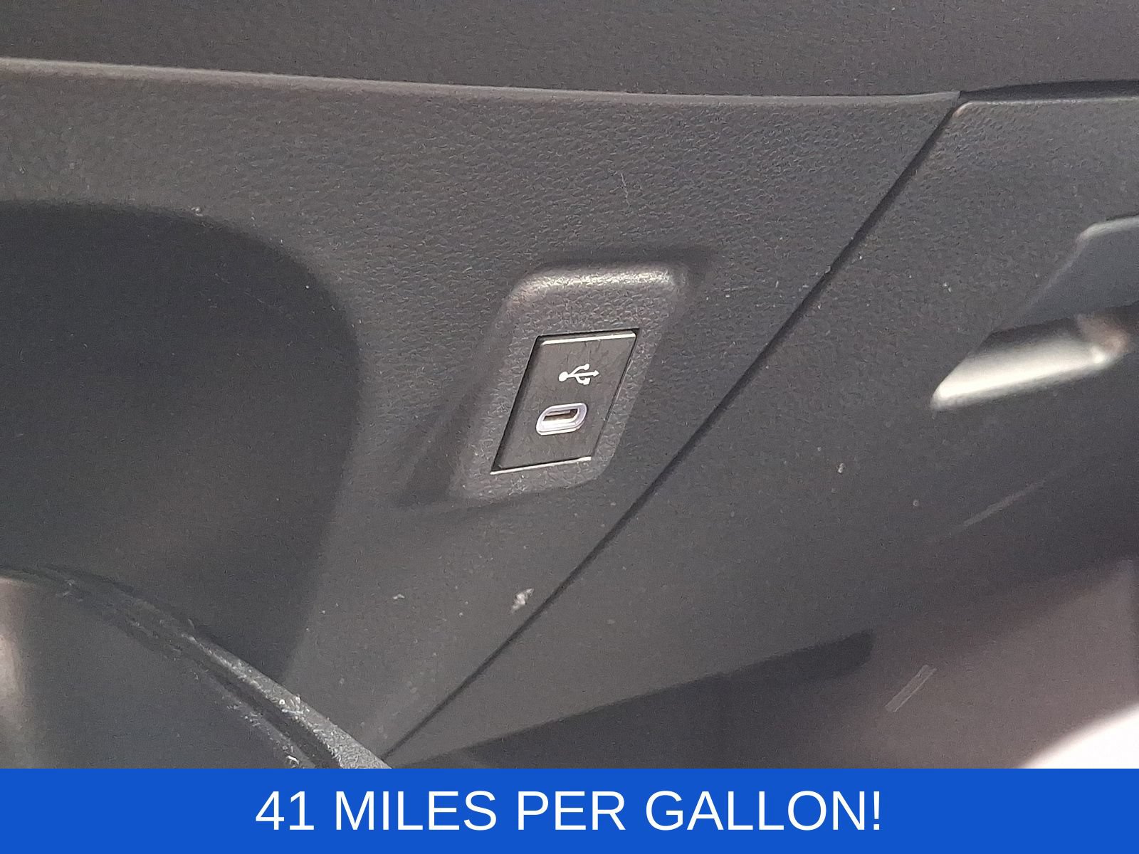 Used 2023 Toyota Corolla LE w/ LE Convenience Package FWD image 24