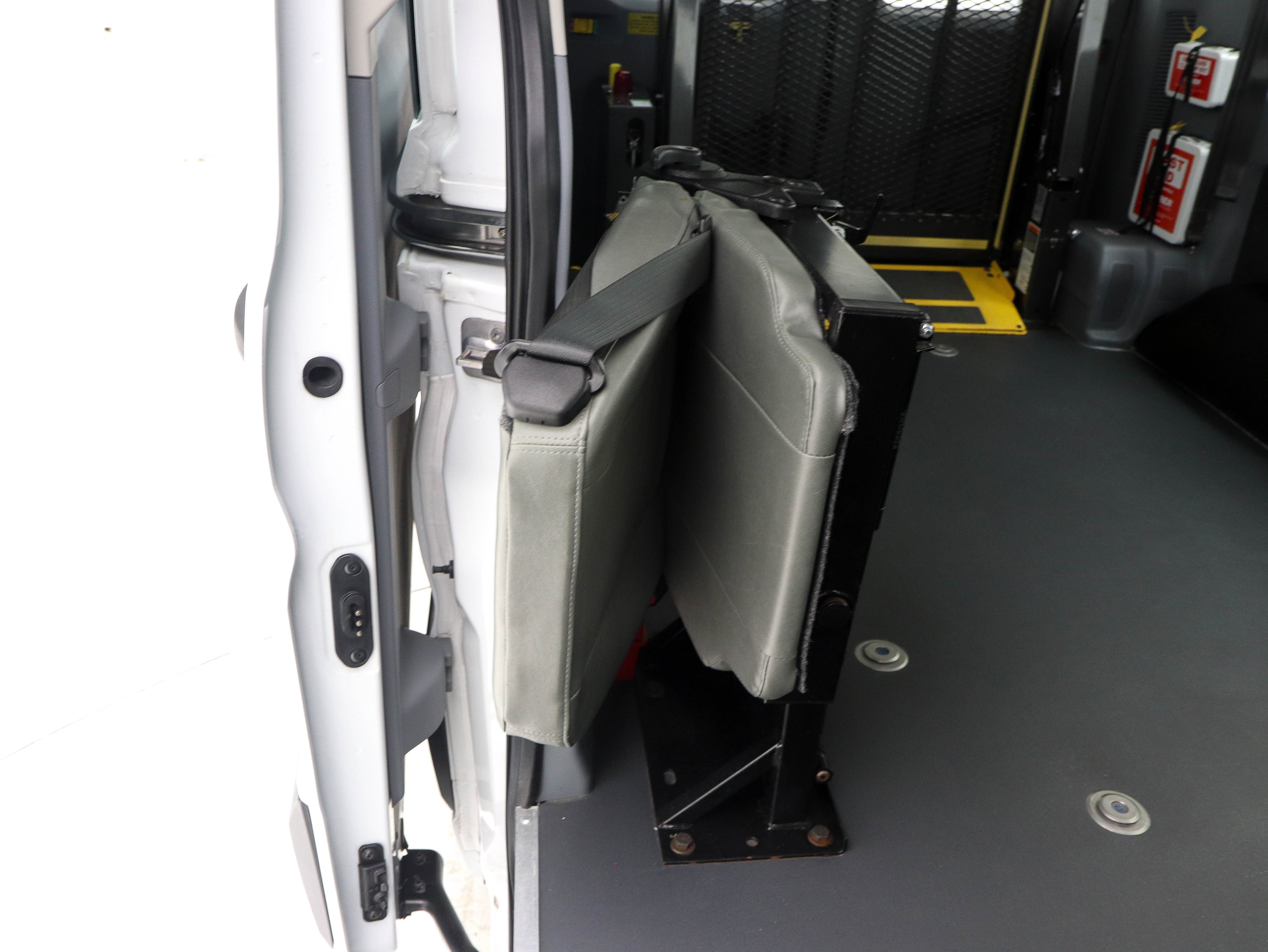 Used 2017 Ford Transit 350 XL image 20