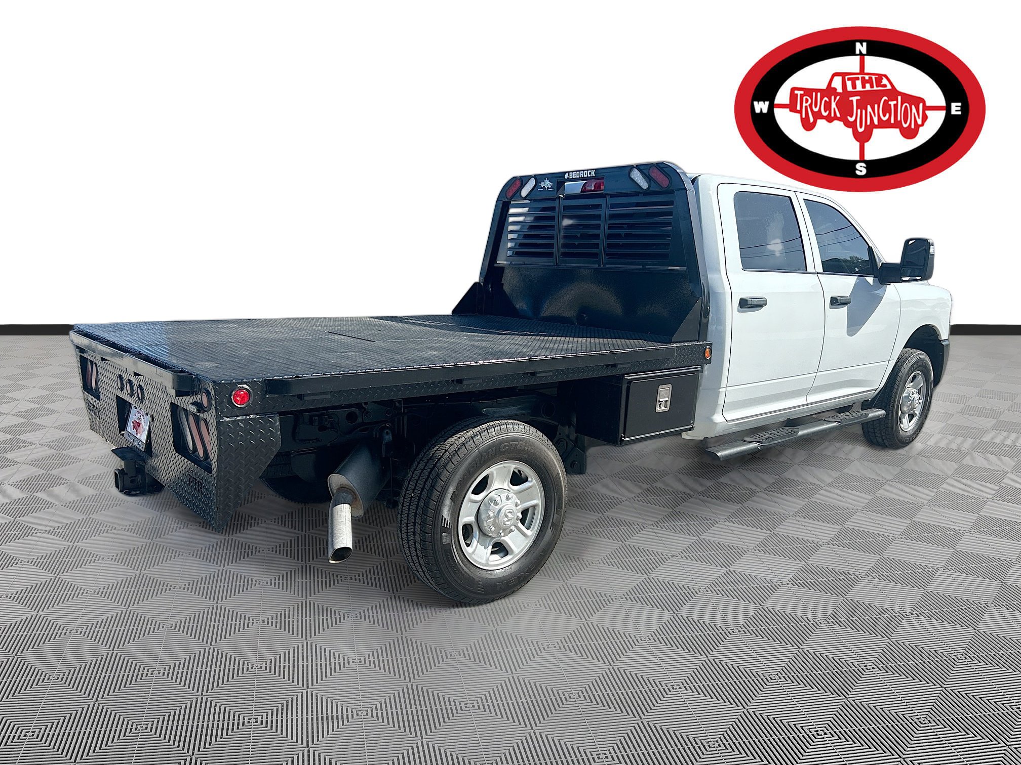 Used 2023 RAM 2500 Tradesman AWD/4WD image 7