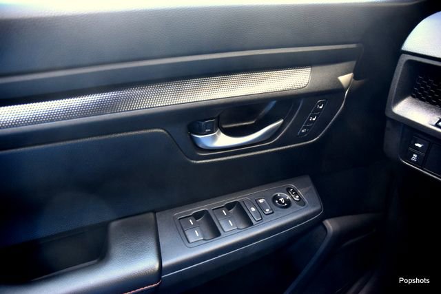 Certified 2025 Honda CR-V Sport-L image 9