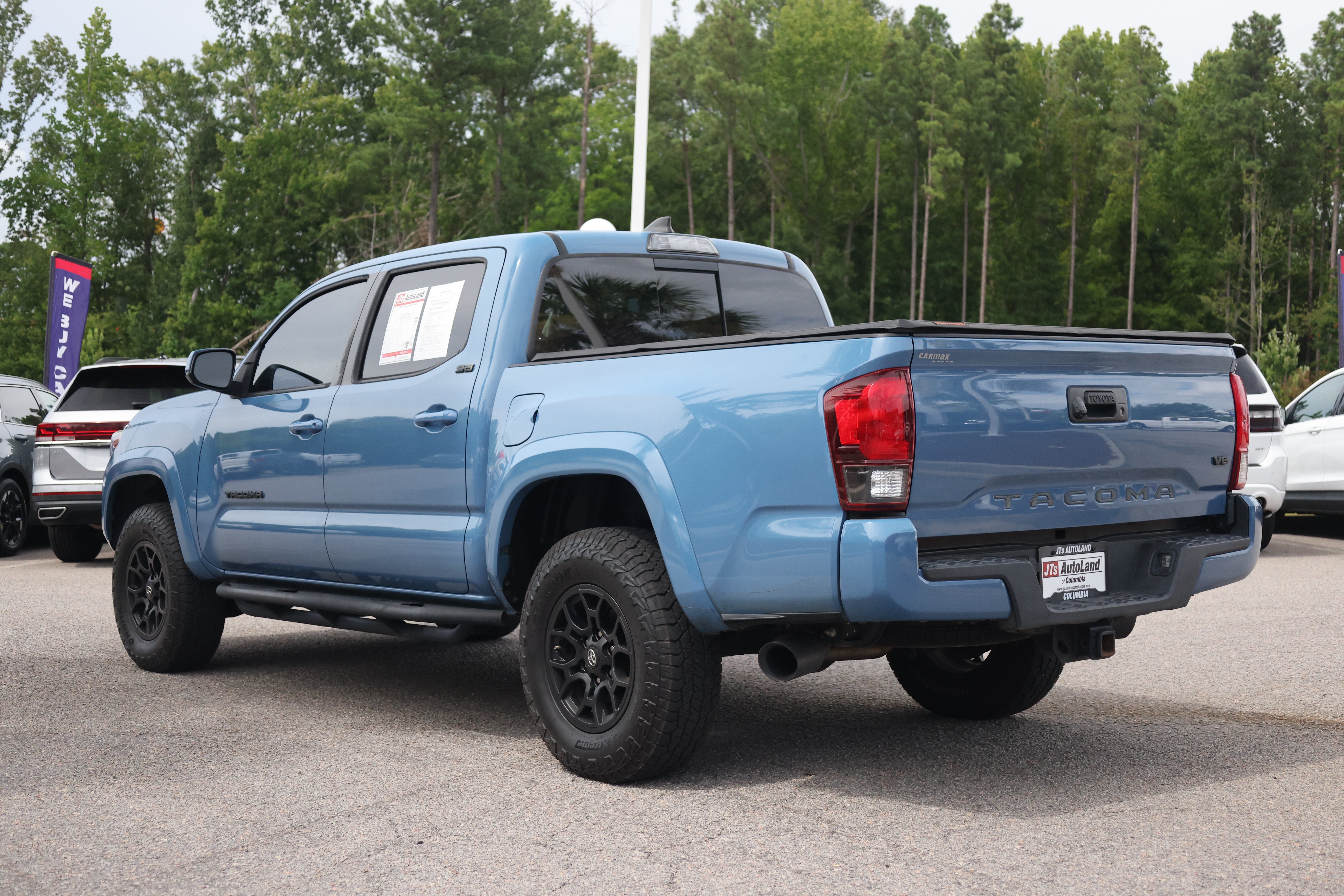 Used 2019 Toyota Tacoma SR5 RWD image 3