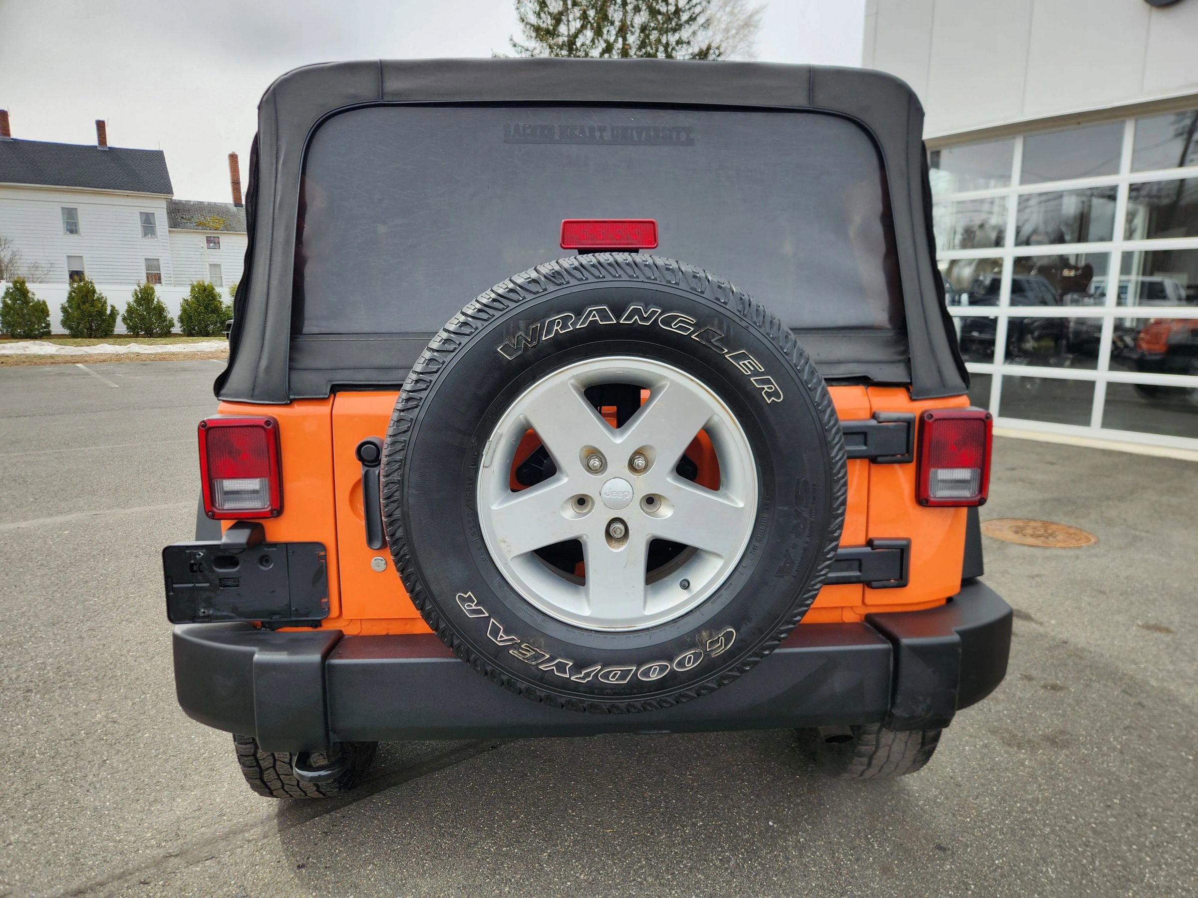 Used 2013 Jeep Wrangler Unlimited Sport AWD/4WD image 14