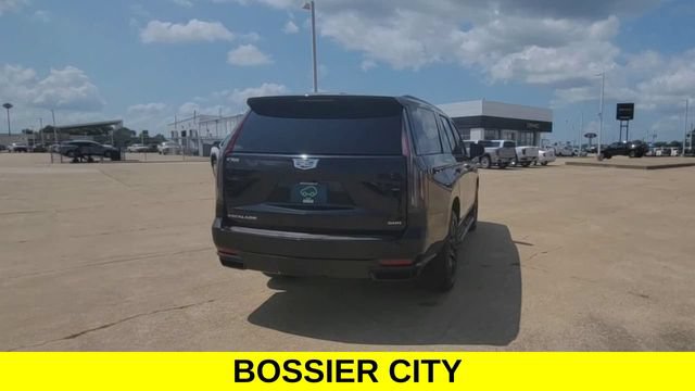 Certified 2023 Cadillac Escalade Premium Luxury w/ LPO, Radiant Package RWD image 8