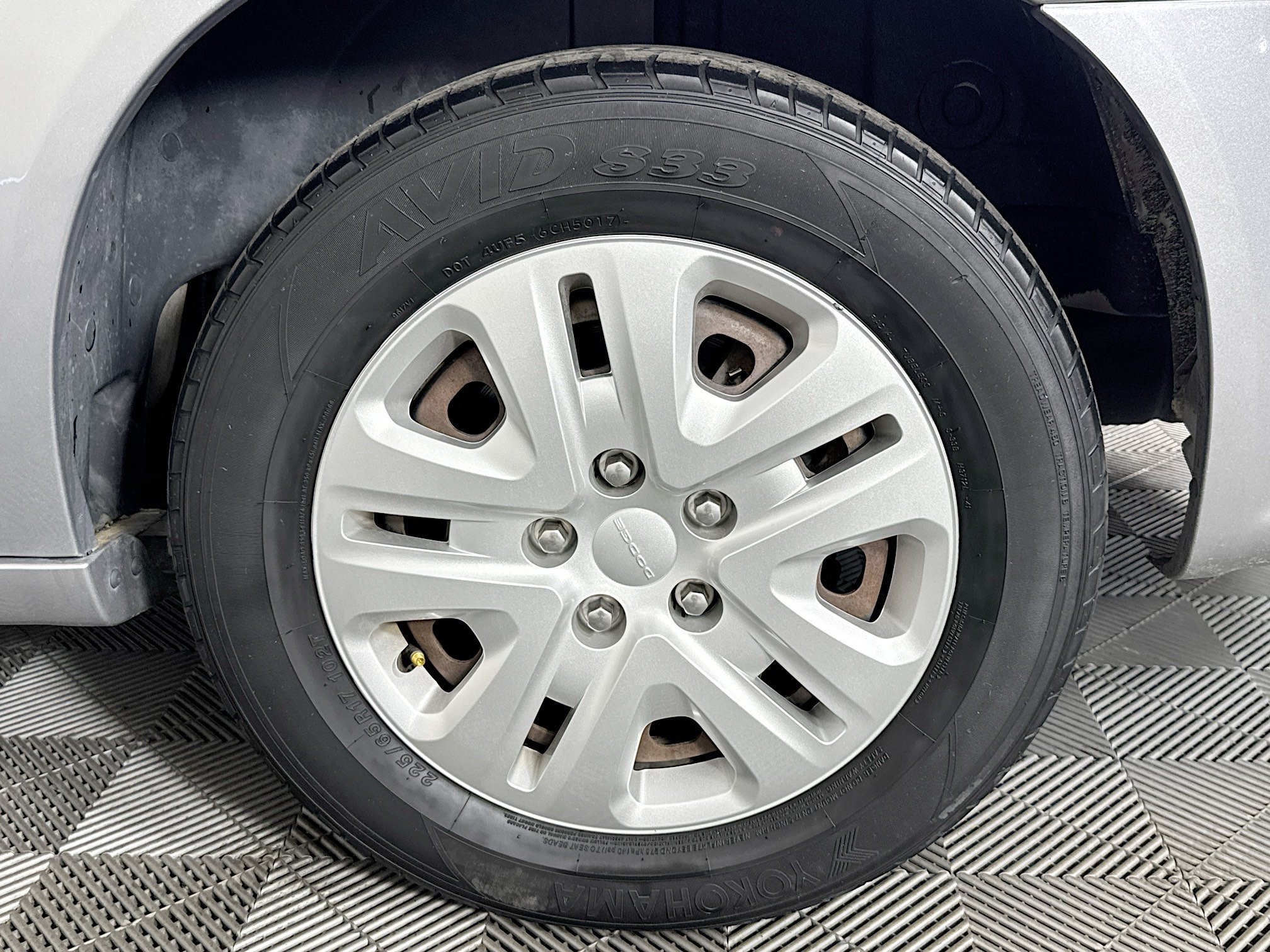 Used 2018 Dodge Grand Caravan SE w/ UConnect Hands-Free Group FWD image 61