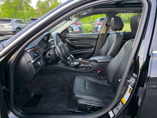 Used 2015 BMW 328i xDrive Wagon AWD/4WD image 17