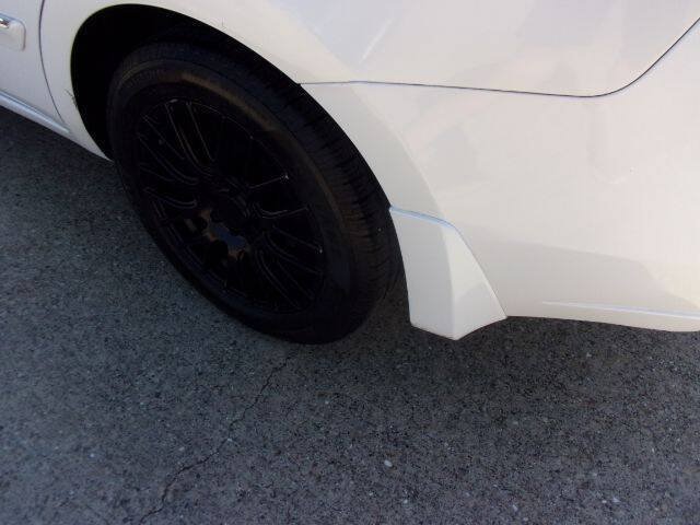 Used 2012 Nissan Sentra 2.0 S FWD image 11