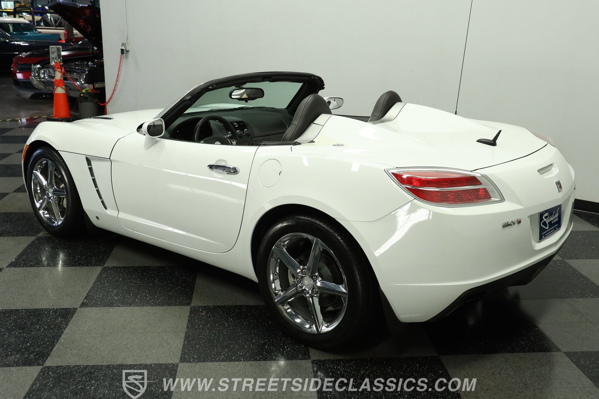 Used 2009 Saturn Sky Red Line image 7