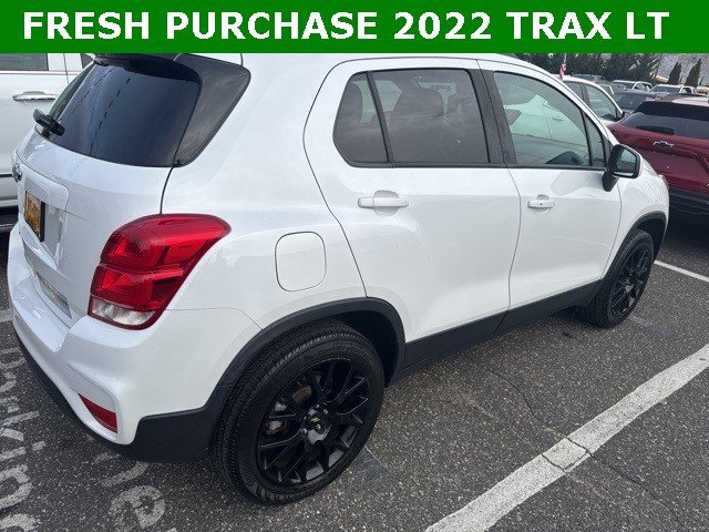 Certified 2022 Chevrolet Trax LT w/ Sport Edition image 4