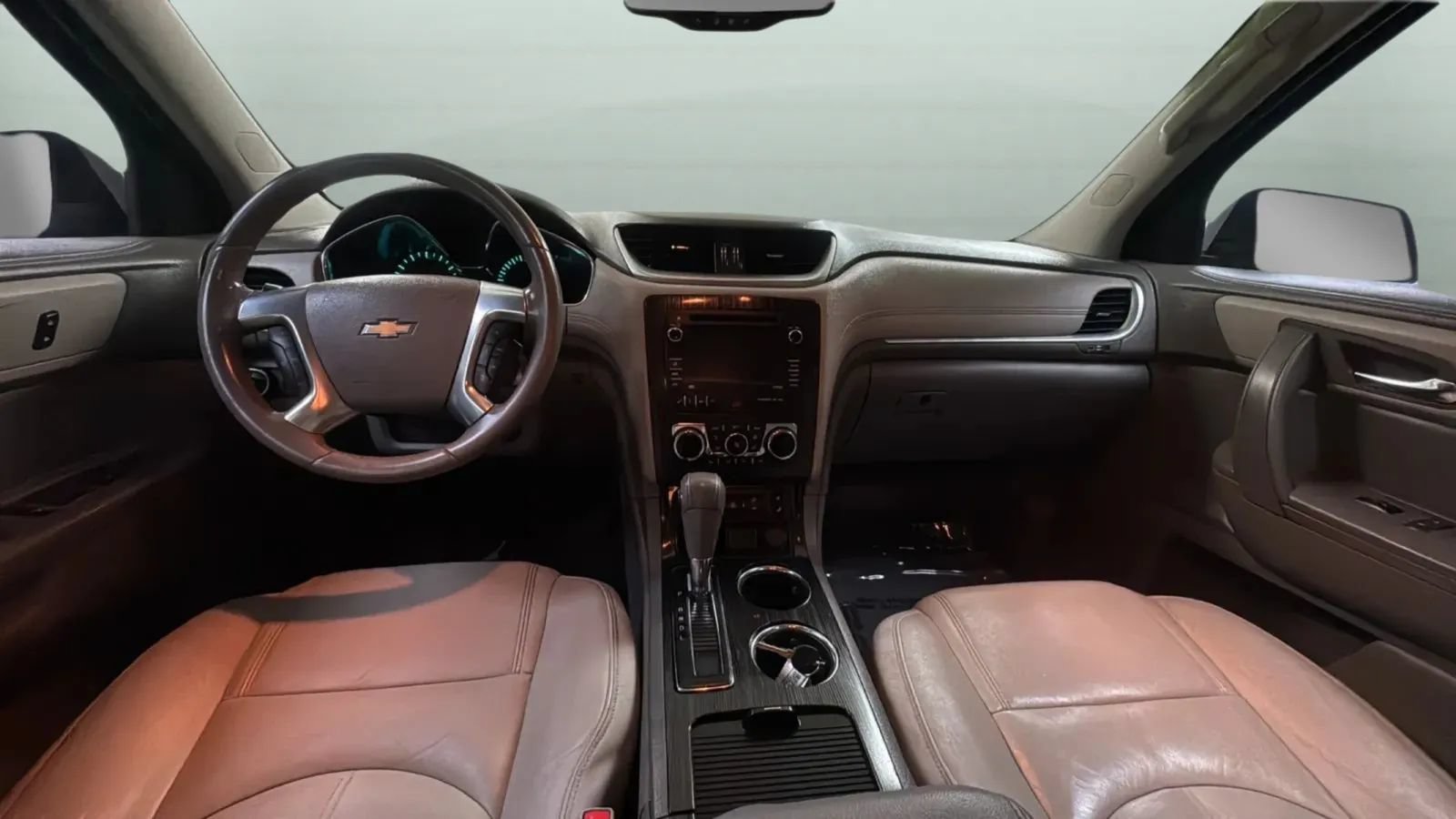 Used 2015 Chevrolet Traverse LT FWD image 9