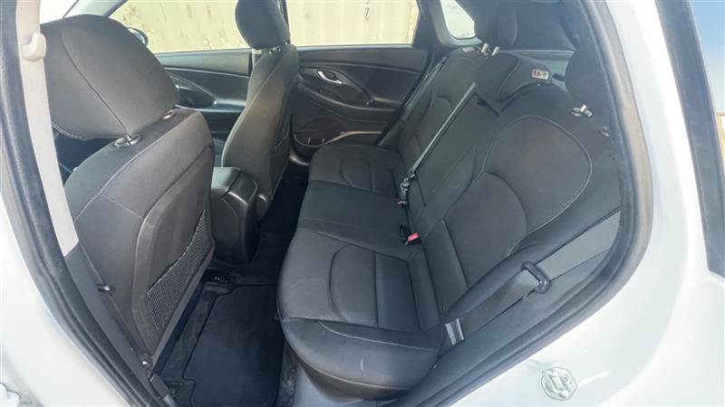Used 2018 Hyundai Elantra GT FWD image 24