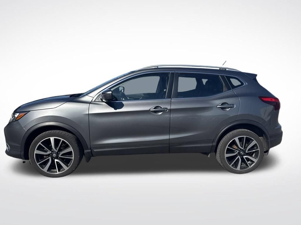Used 2018 Nissan Rogue Sport SL w/ SL Premium Package AWD/4WD image 2