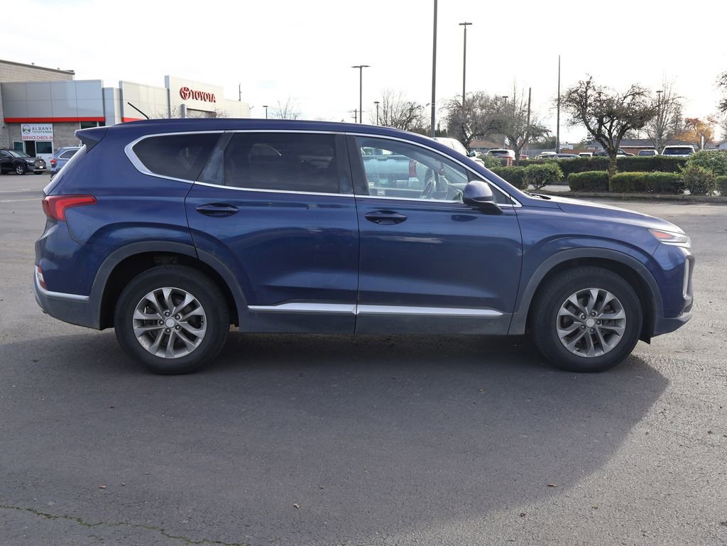 Used 2020 Hyundai Santa Fe SE image 7